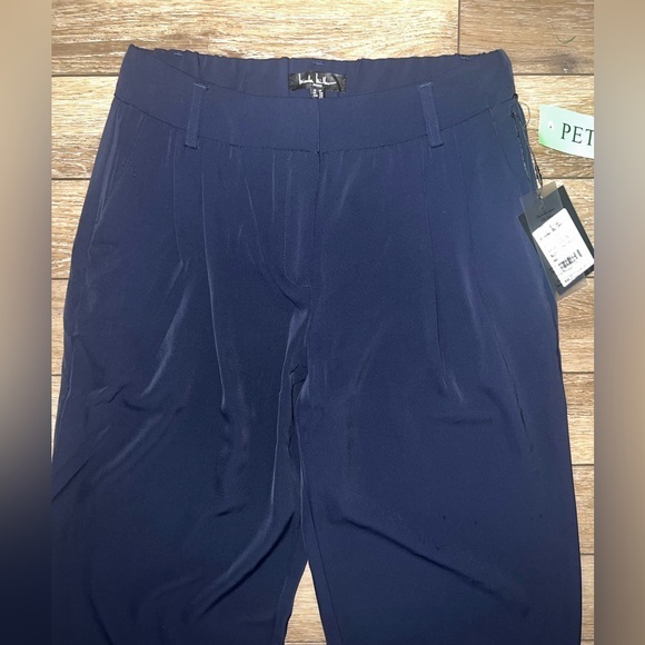 NEW NICOLE MILLER BLUE FLOWY WIDE LEG PLEATED DRESS PANTS SZ 6P - Picture 1 of 13